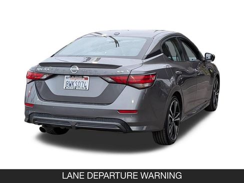 Used 2021 Nissan Sentra SR FWD image 8