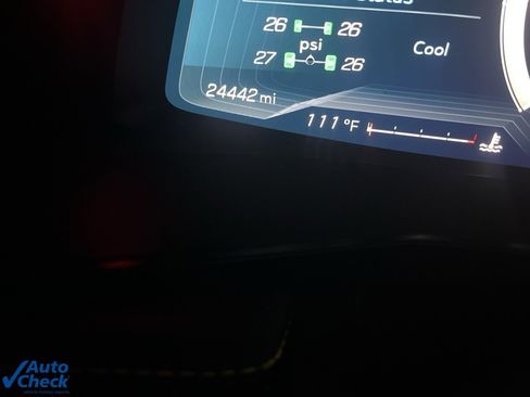 Used 2023 Chevrolet Corvette Stingray w/ Z51 Performance Package image 15