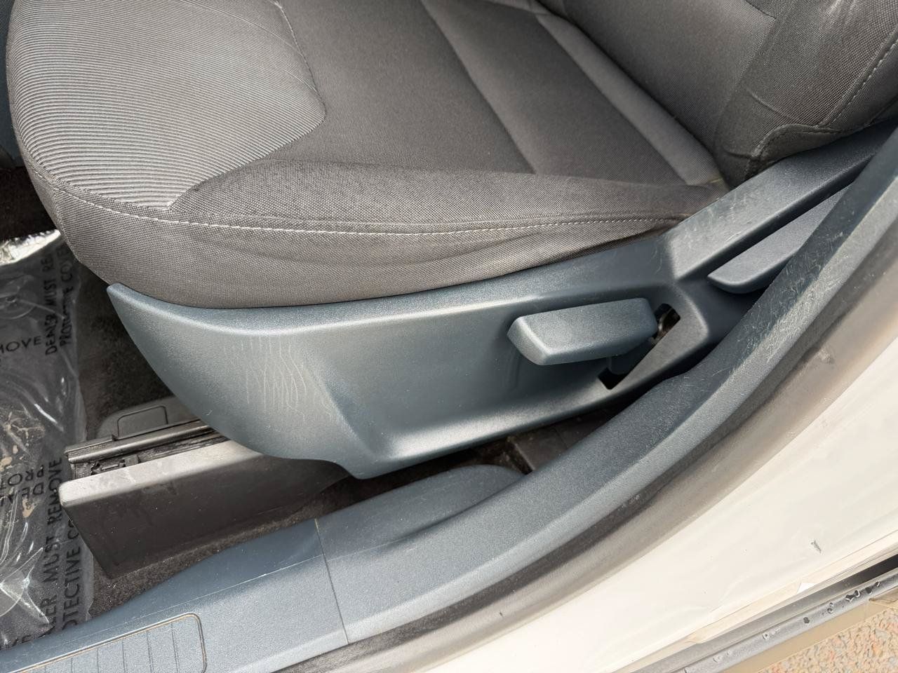 Used 2022 Ford Maverick XL FWD image 15