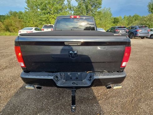 Used 2018 RAM 1500 Express w/ Express Value Package AWD/4WD image 7