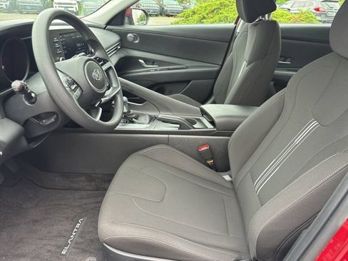Used 2023 Hyundai Elantra SEL FWD image 18