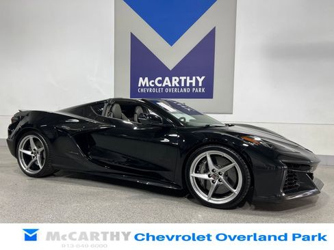 Used 2024 Chevrolet Corvette E-Ray AWD/4WD image 3