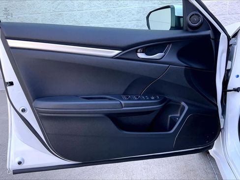 Used 2021 Honda Civic Sport image 19