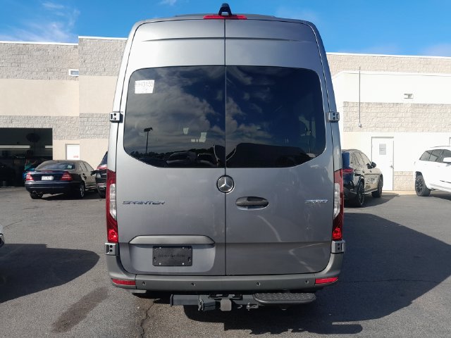 Used 2024 Mercedes-Benz Sprinter 2500 image 17
