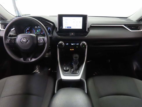 Used 2025 Toyota RAV4 LE AWD/4WD image 12
