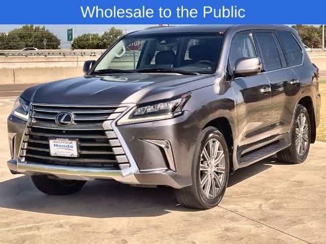 Used 2017 Lexus LX 570 4WD w/ Luxury Package image 2