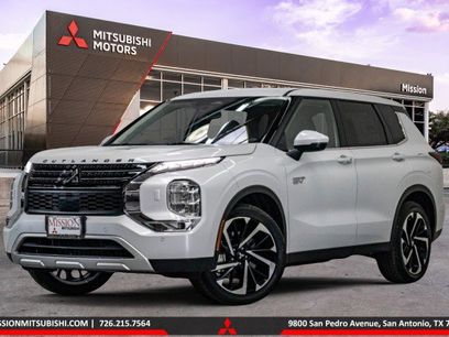 New 2025 Mitsubishi Outlander SE