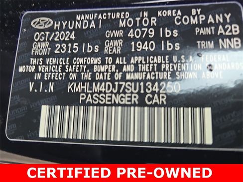 Certified 2025 Hyundai Elantra SEL image 35