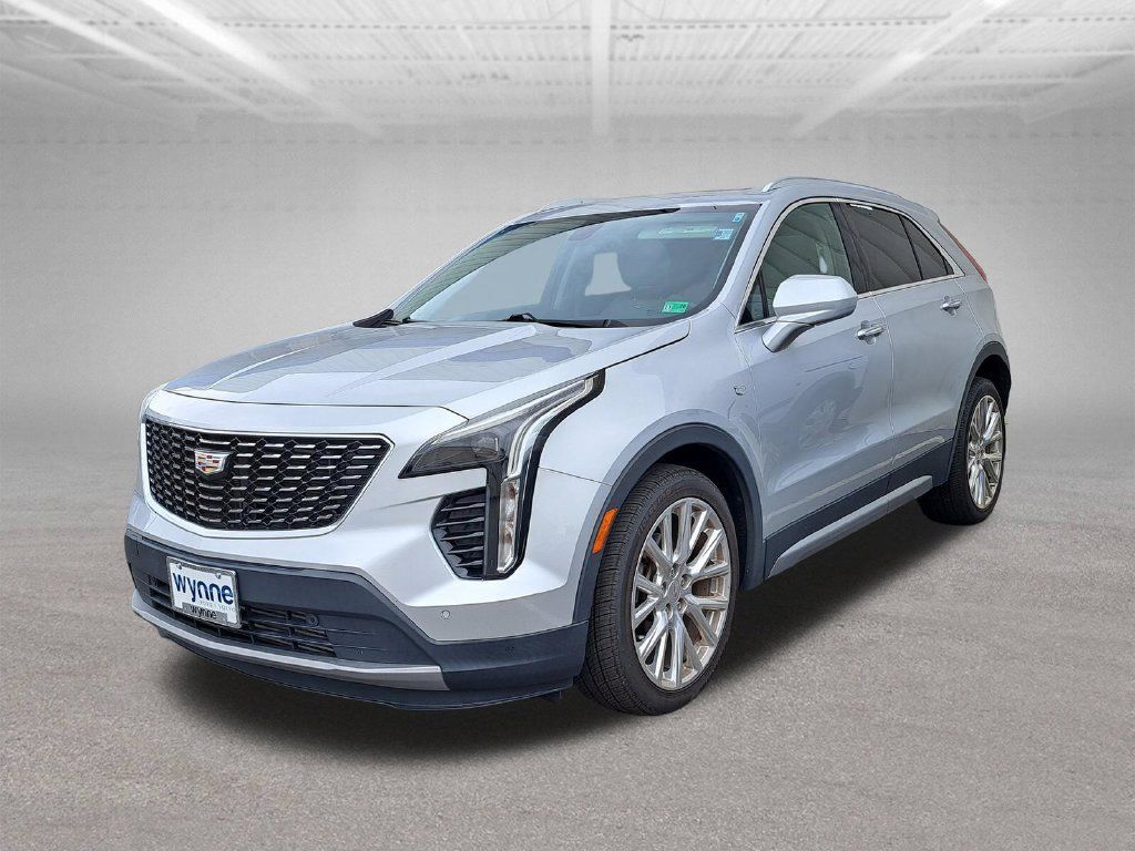 Used 2019 Cadillac XT4 Premium Luxury FWD image 3