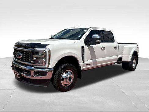 Used 2024 Ford F350 Lariat w/ Lariat Ultimate Package AWD/4WD image 4