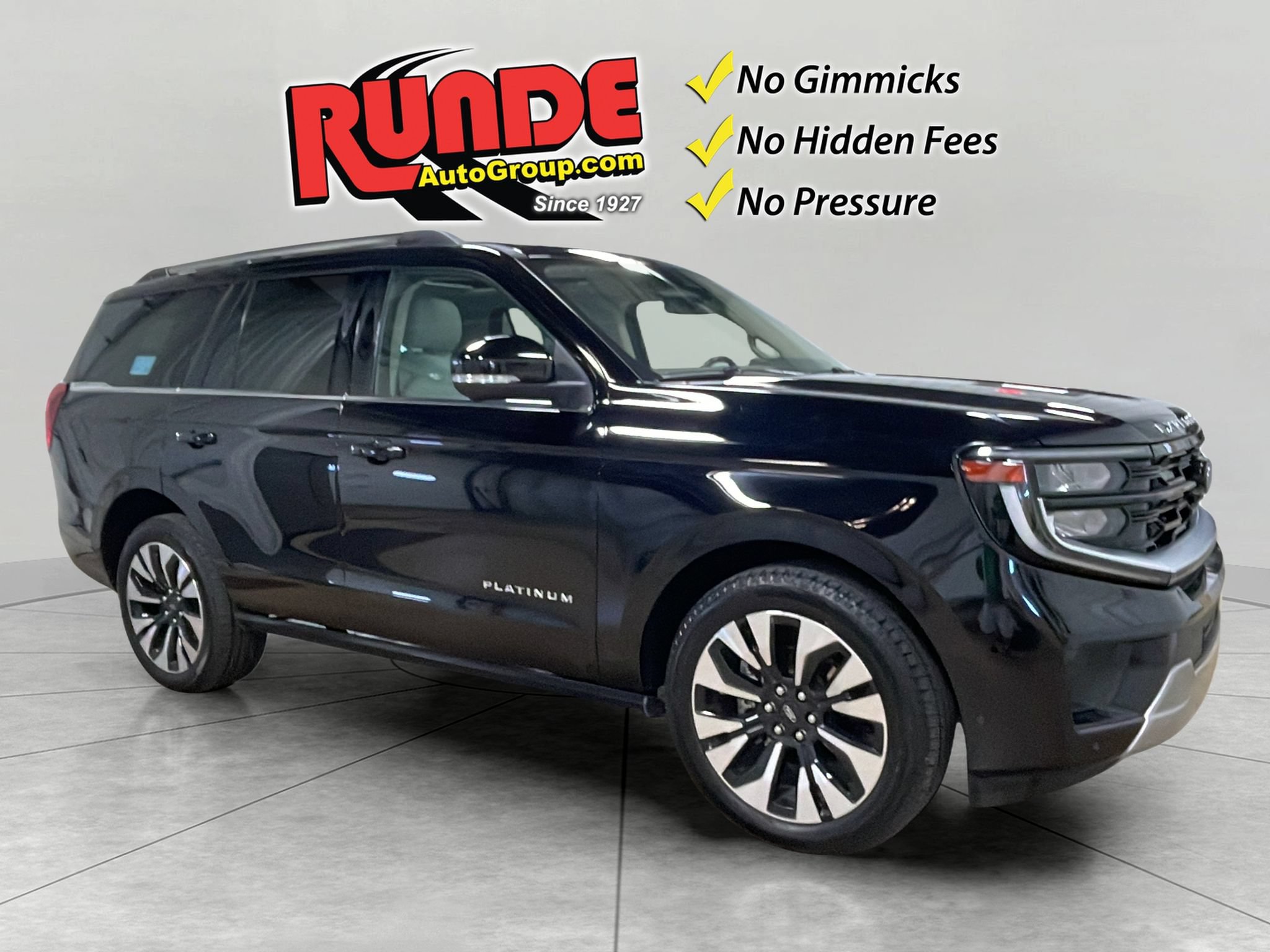 Used 2025 Ford Expedition Platinum w/ Driver's Package AWD/4WD image 8