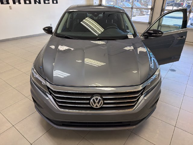 Used 2022 Volkswagen Passat 2.0T FWD image 24