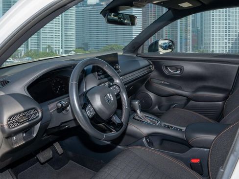 Certified 2024 Honda HR-V Sport image 15