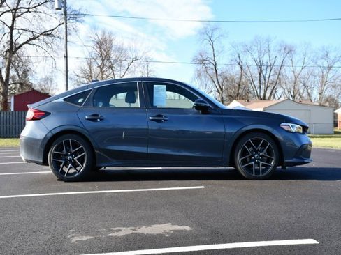 Used 2024 Honda Civic Sport Touring image 8