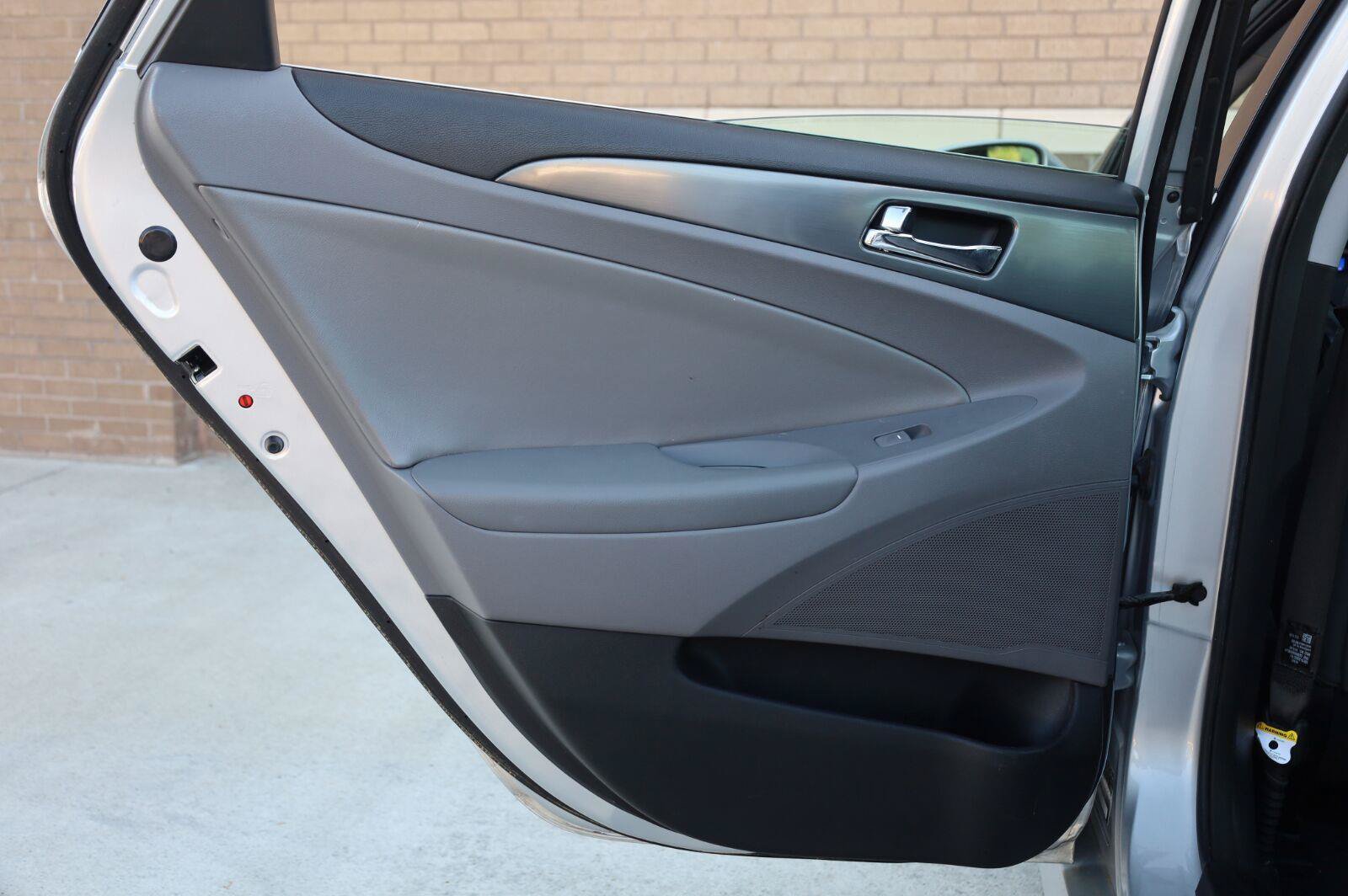 Used 2012 Hyundai Sonata Hybrid FWD image 19