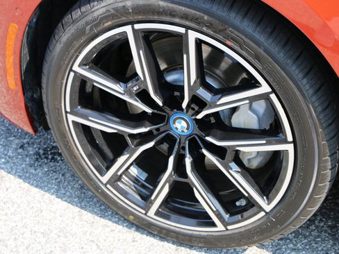 Used 2023 BMW i4 eDrive40 w/ M Sport Package RWD image 14