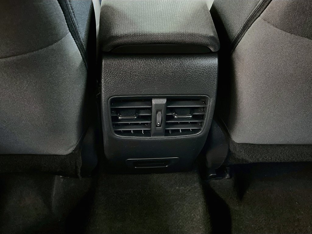 Used 2024 Toyota Corolla Cross AWD Hybrid image 24