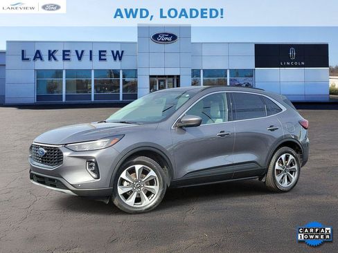 Certified 2023 Ford Escape Platinum AWD/4WD image 1