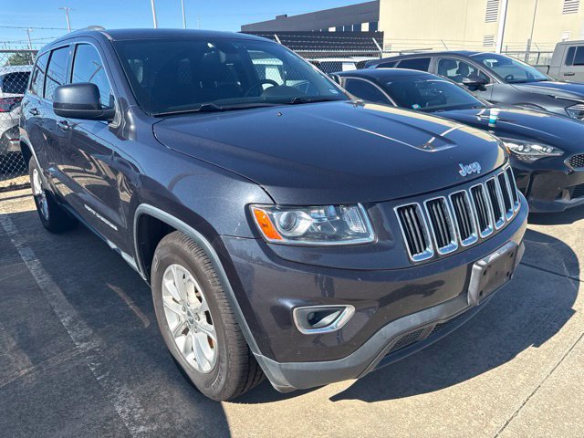 Used 2014 Jeep Grand Cherokee Laredo w/ 18" Wheel & 8.4" Radio Group RWD image 3