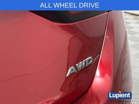 Used 2024 Nissan Altima 2.5 SR AWD/4WD image 10