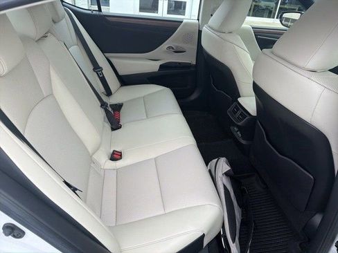 Used 2023 Lexus ES 350 350 w/ Premium Package image 11