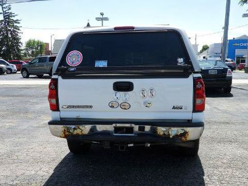 Used 2006 Chevrolet Silverado 1500 LT w/ Light Duty Power Package AWD/4WD image 5