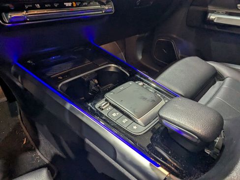 Used 2023 Mercedes-Benz EQB 250+ image 6