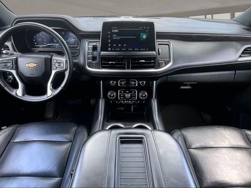 Used 2024 Chevrolet Suburban LT AWD/4WD image 7
