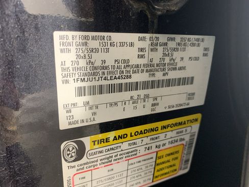 Used 2020 Ford Expedition XLT w/ Equipment Group 202A image 12