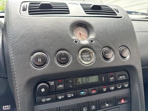Used 2005 Aston Martin Vanquish S RWD image 14