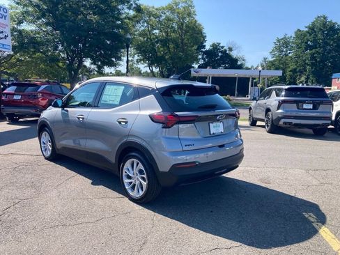 New 2027 Chevrolet Bolt LT w/ Comfort Package FWD image 25