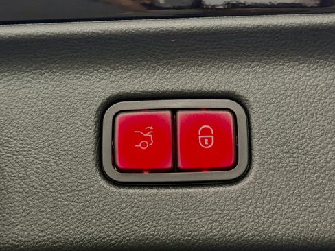 New 2026 Mercedes-Benz Maybach S 680 4MATIC image 16