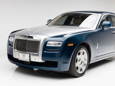 Used 2010 Rolls-Royce Ghost RWD image 33