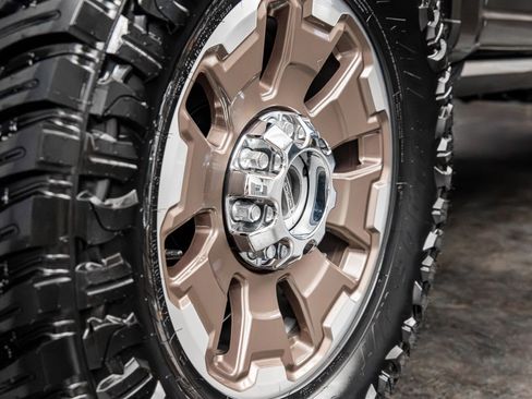 Used 2024 Ford F250 King Ranch w/ FX4 Off-Road Package AWD/4WD image 12