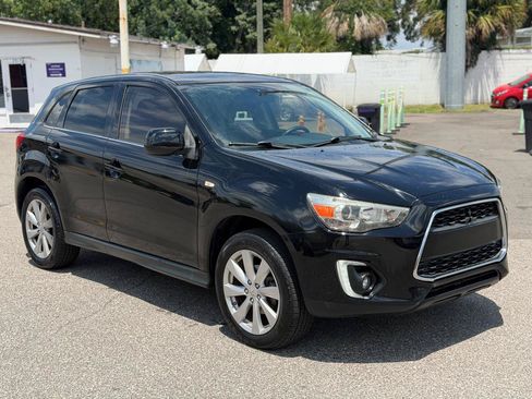 Used 2015 Mitsubishi Outlander Sport SE FWD image 3