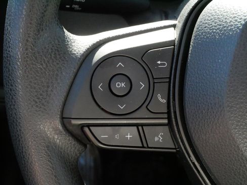 Certified 2022 Toyota Corolla LE FWD image 26