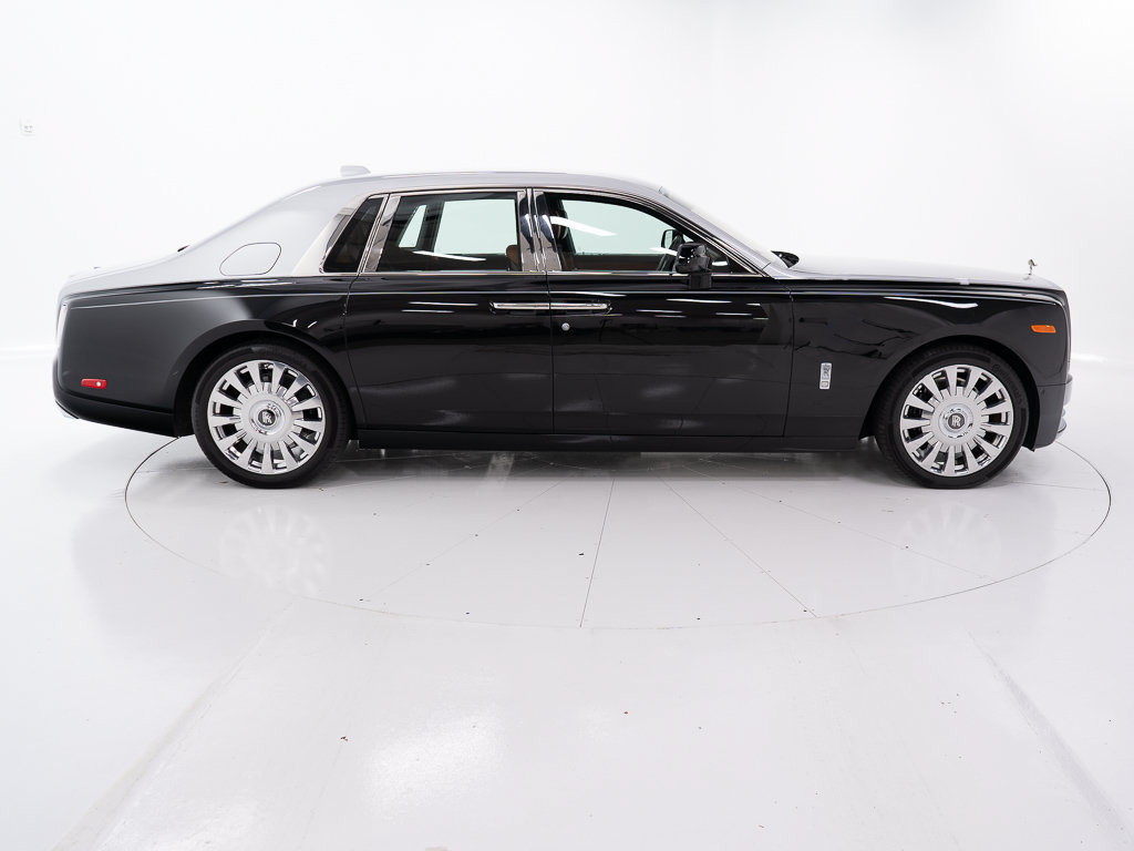 Certified 2023 Rolls-Royce Phantom Sedan RWD image 6