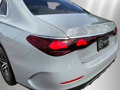 Certified 2025 Mercedes-Benz E 450 4MATIC Sedan image 25