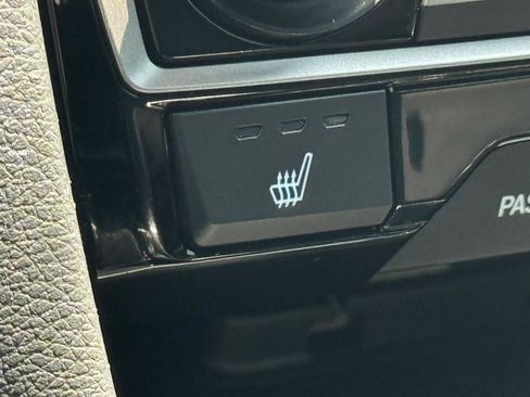 Used 2019 Honda Civic Sport Touring image 17