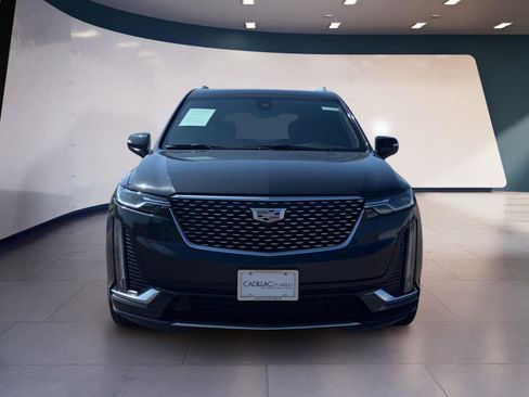 Used 2020 Cadillac XT6 Premium Luxury image 8