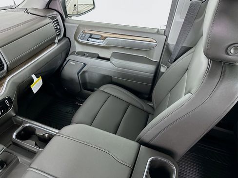 New 2026 Chevrolet Silverado 1500 LT Trail Boss AWD/4WD image 25