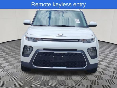 Used 2020 Kia Soul S FWD image 2