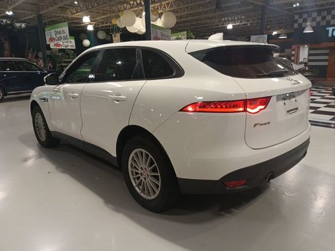Used 2017 Jaguar F-PACE AWD/4WD image 9