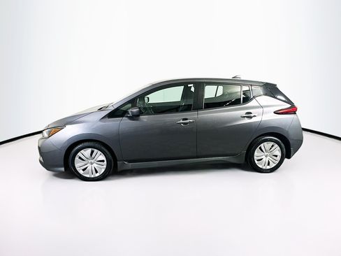 Used 2024 Nissan Leaf S FWD image 4