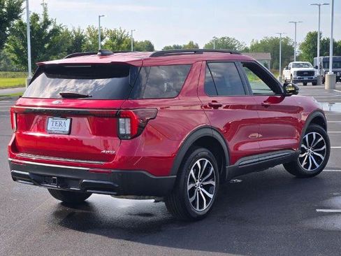 Certified 2025 Ford Explorer ST-Line AWD/4WD image 13