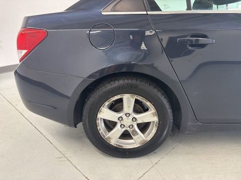 Used 2014 Chevrolet Cruze LT image 12