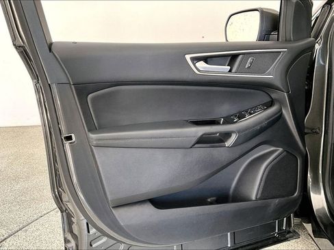 Used 2019 Ford Edge SEL w/ Equipment Group 201A image 22