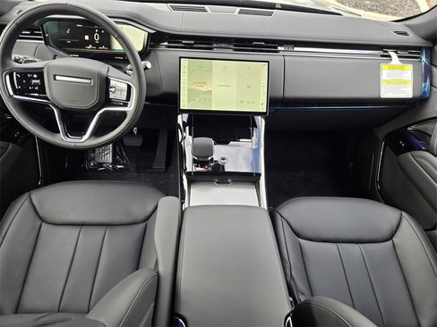 New 2026 Land Rover Range Rover Sport SE image 8