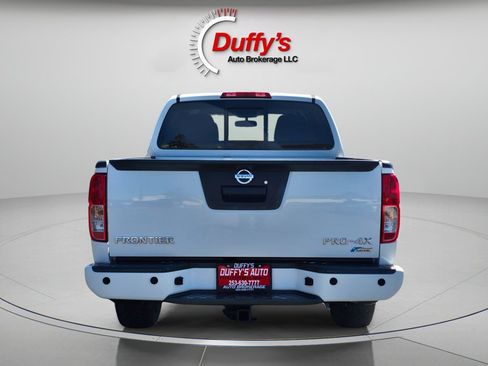 Used 2017 Nissan Frontier PRO-4X AWD/4WD image 16