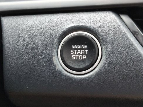 Certified 2024 Kia Seltos EX AWD/4WD image 35
